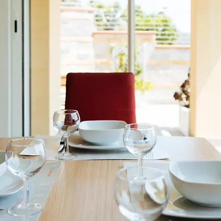 Italianway - Delle Ginestre 28 *